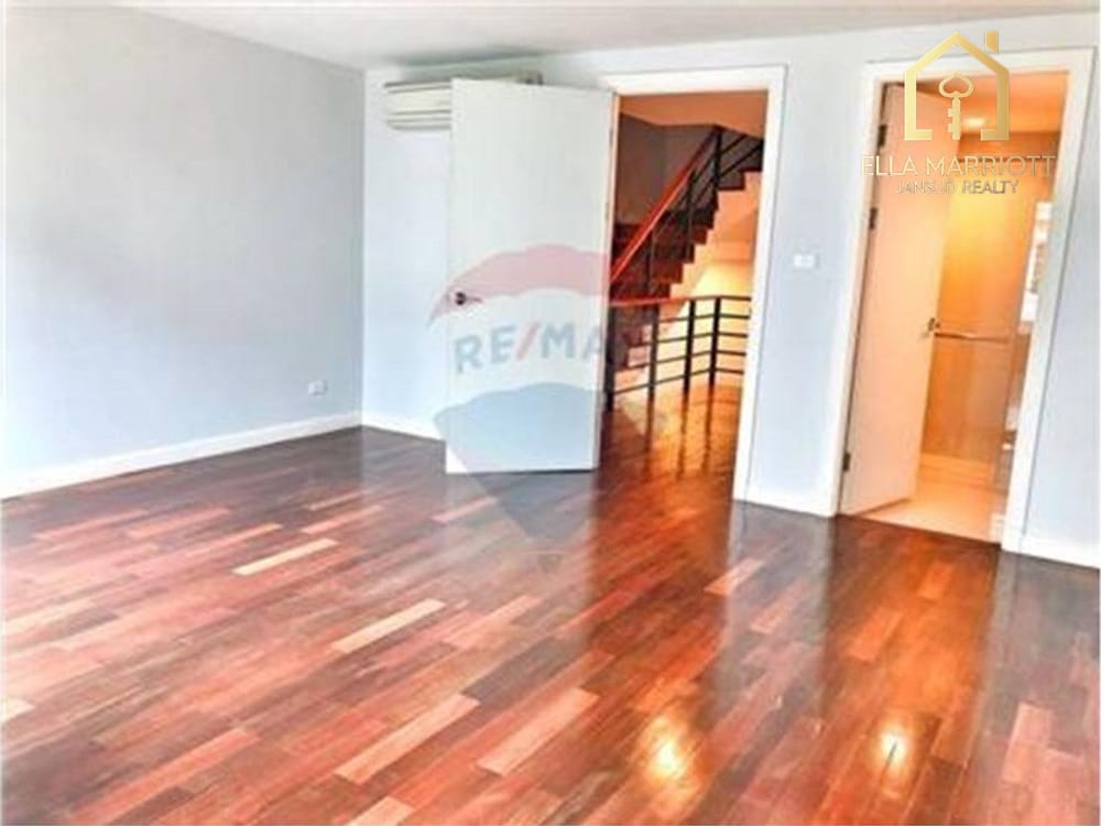 3-Bedroom Townhome in Asoke - 200 sqm 10