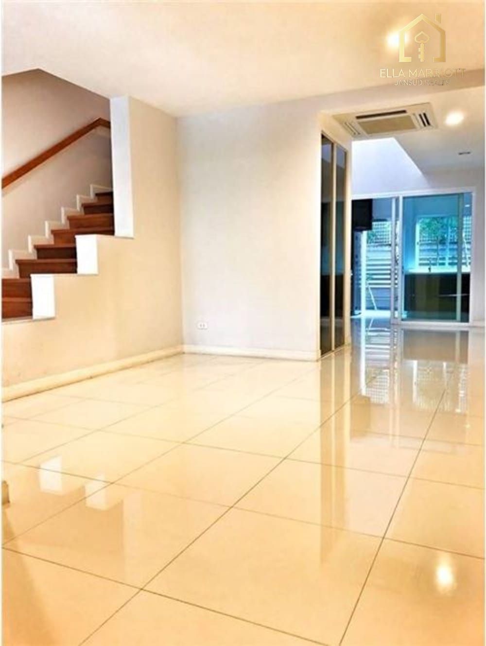 3-Bedroom Townhome in Asoke - 200 sqm 5