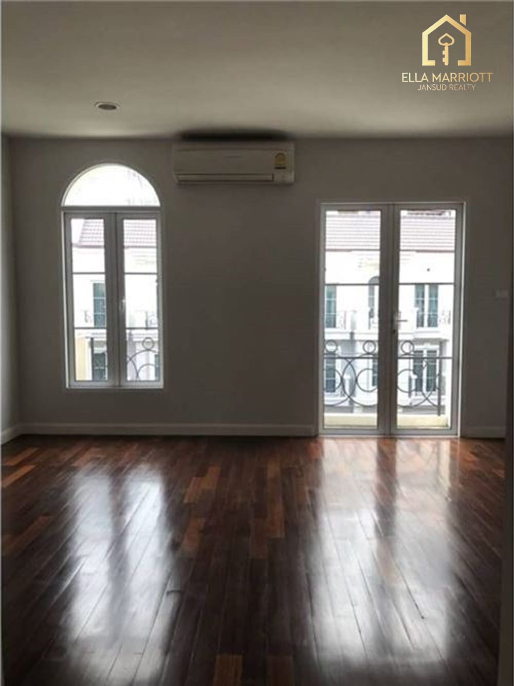 3-Bedroom Townhome in Asoke - 200 sqm 6