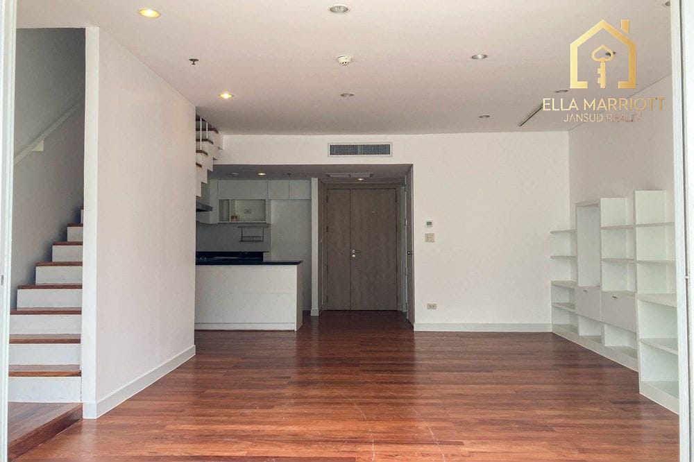 3-Bedroom Condo for Rent near BTS Ekkamai 2