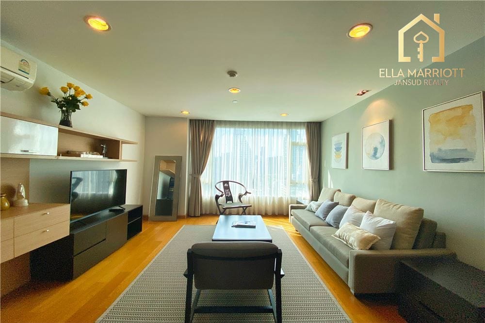 Pet-Friendly 3-Bedroom Condo for Rent in Sukhumvit 55 3