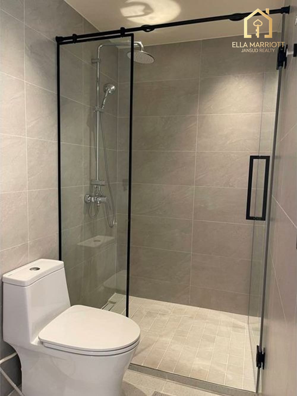 3-Bedroom Condo at D.S. Tower 2 Sukhumvit 39 14