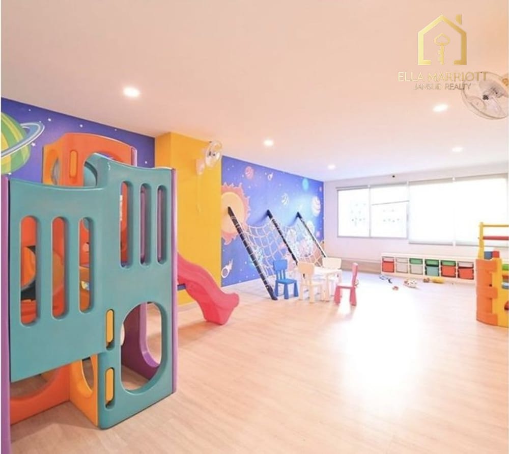 3-Bedroom Condo at D.S. Tower 2 Sukhumvit 39 18