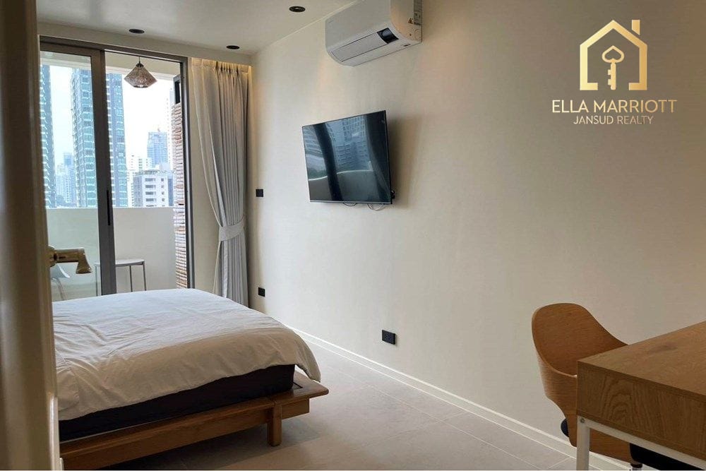 3-Bedroom Condo at D.S. Tower 2 Sukhumvit 39 9