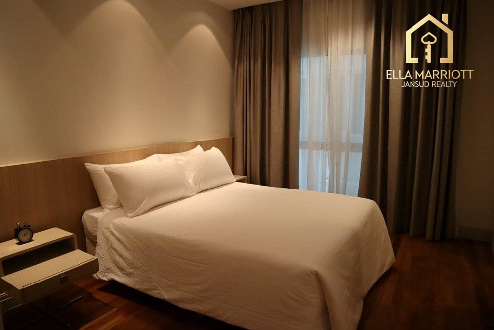 3-Bedroom Condo at Wireless Road - 220 sqm, Pet-Friendly 11