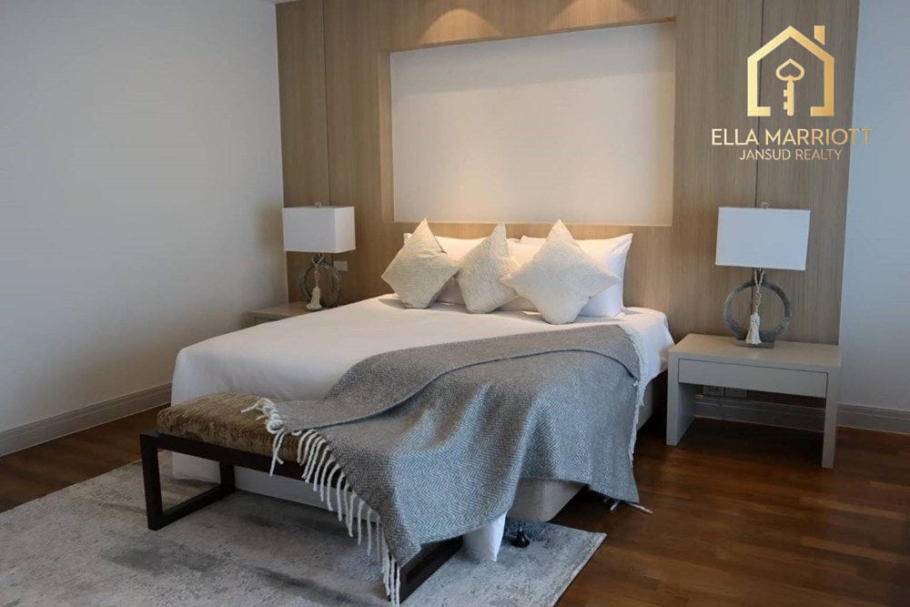 3-Bedroom Condo at Wireless Road - 220 sqm, Pet-Friendly 9
