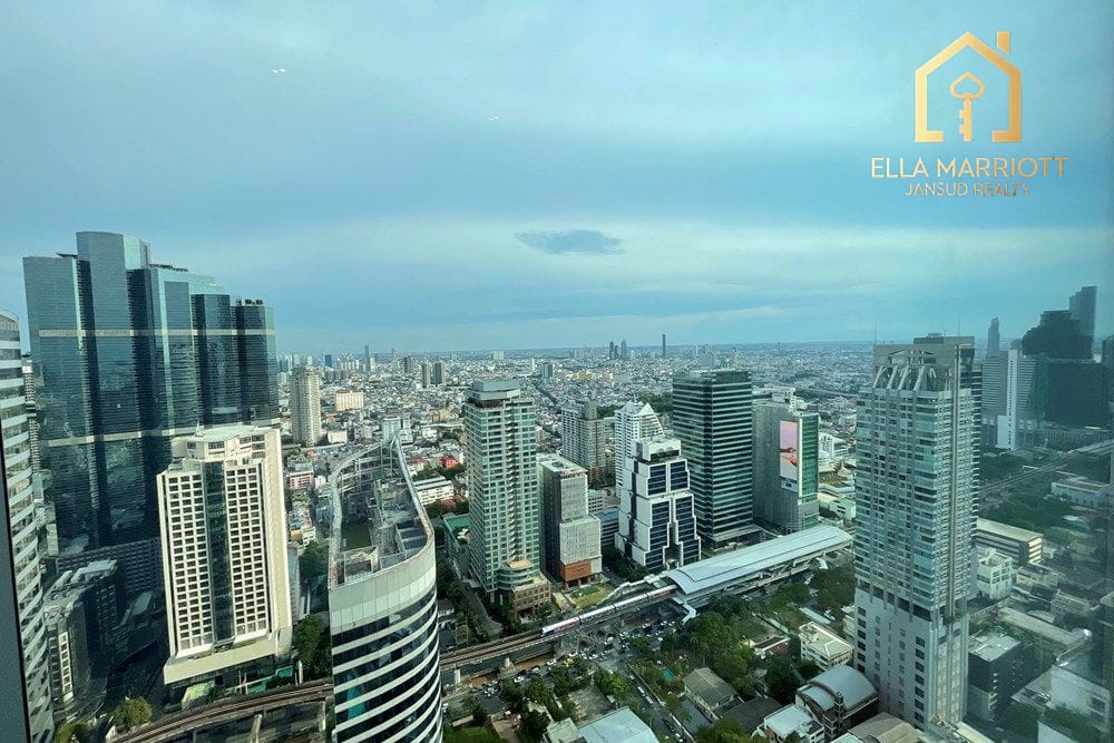Luxury Condo Living at Mahanakhon Ritz Bangkok 10