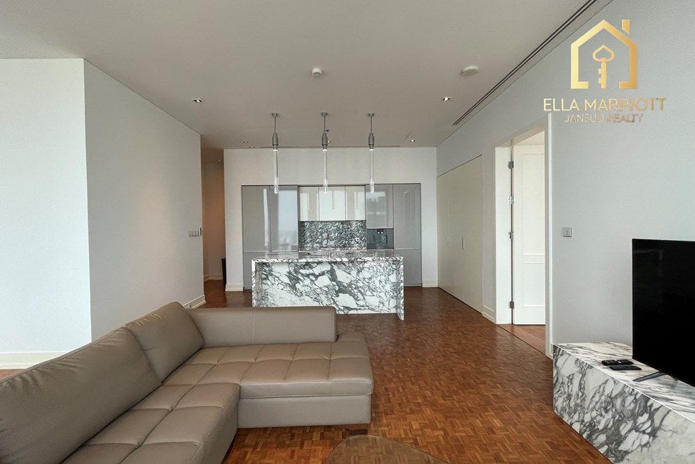 Luxury Condo Living at Mahanakhon Ritz Bangkok 4