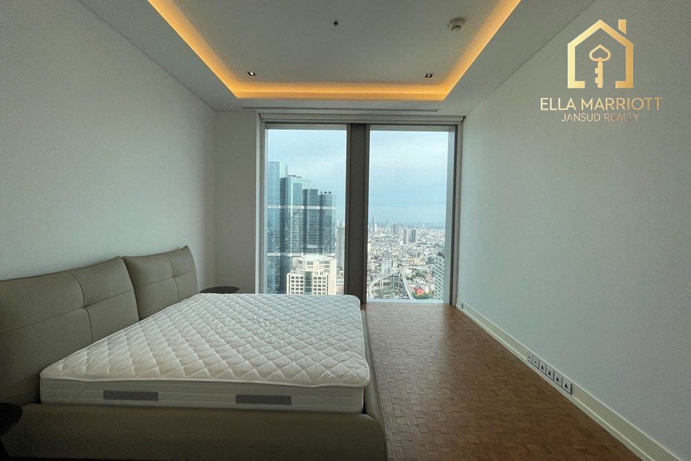 Luxury Condo Living at Mahanakhon Ritz Bangkok 9