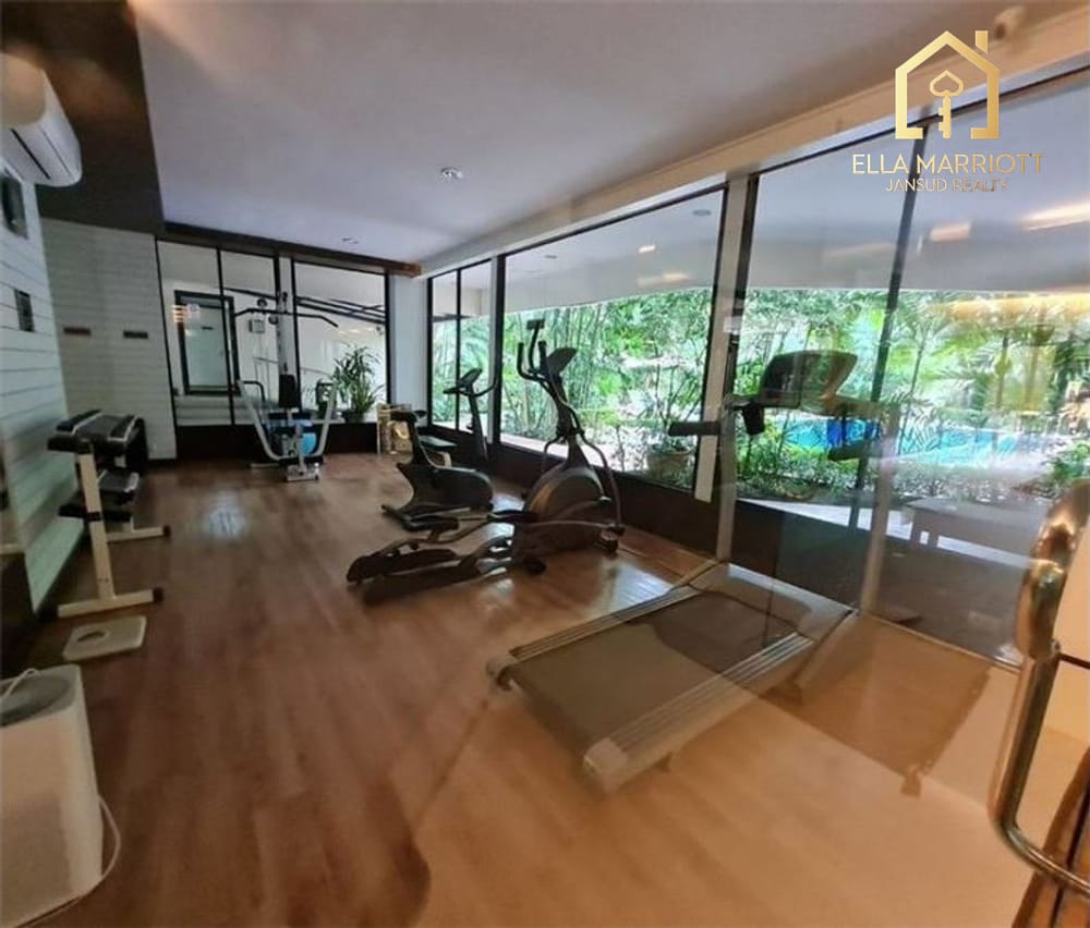 3-Zimmer-Wohnung zu vermieten für 85.000 | 230 m² | Sathorn Soi 1 | Katzenfreundlich mit Holzböden 14