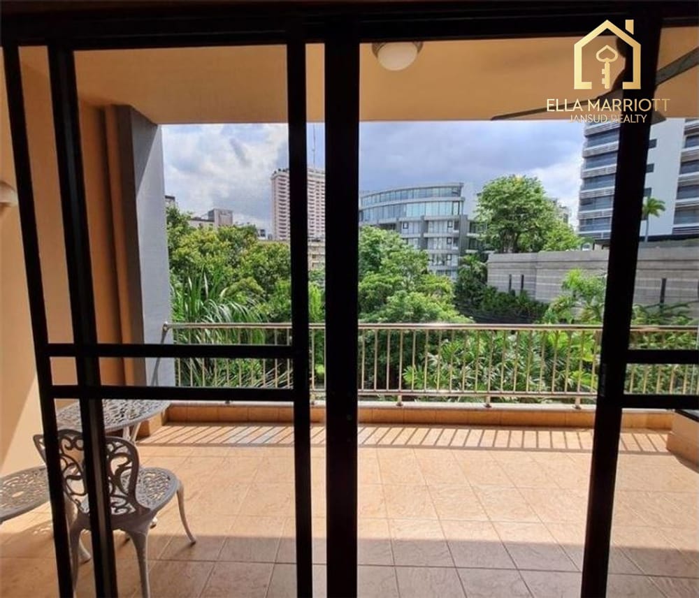 3-Zimmer-Wohnung zu vermieten für 85.000 | 230 m² | Sathorn Soi 1 | Katzenfreundlich mit Holzböden 4
