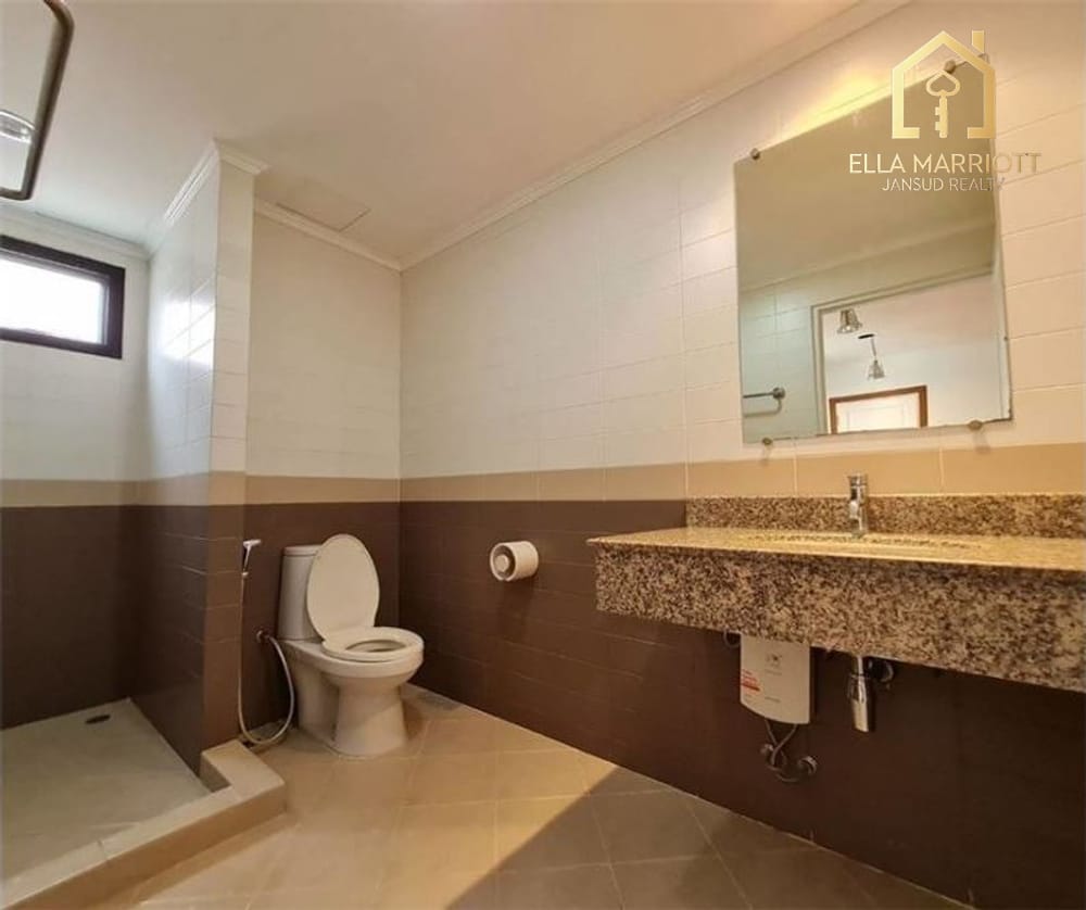 3-Zimmer-Wohnung zu vermieten für 85.000 | 230 m² | Sathorn Soi 1 | Katzenfreundlich mit Holzböden 9