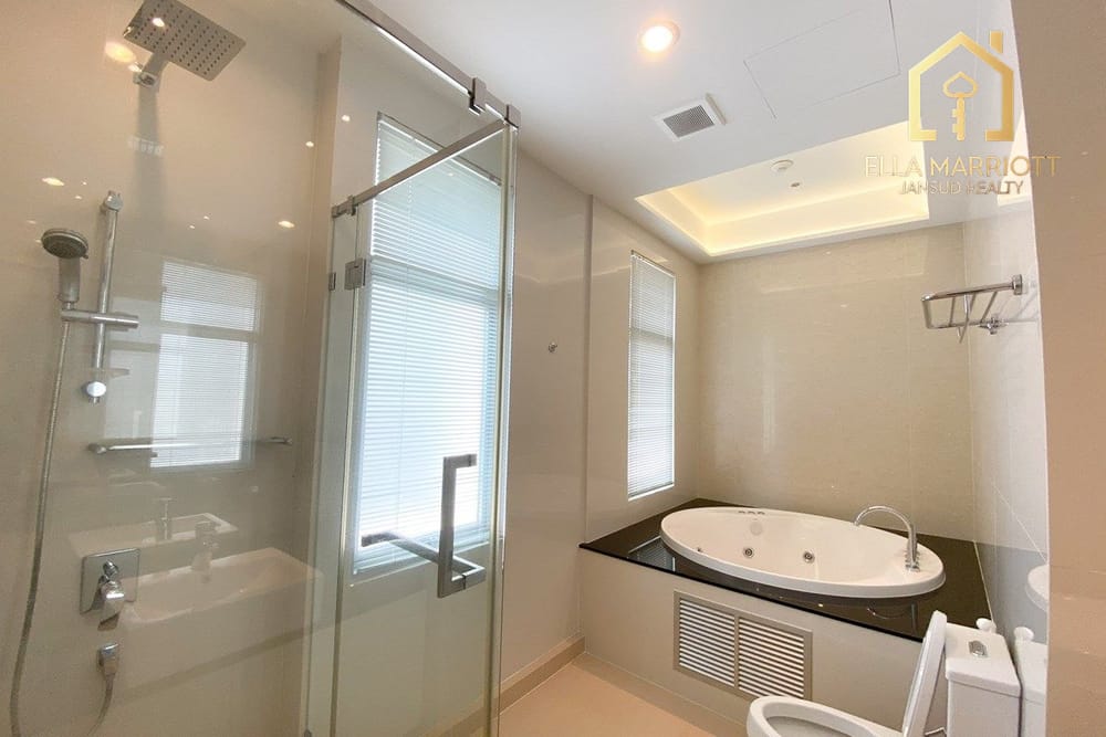 Rent 100K | Grand Langsuan | 144sqm 31st Fl. | 2BR + Study | Chidlom 6