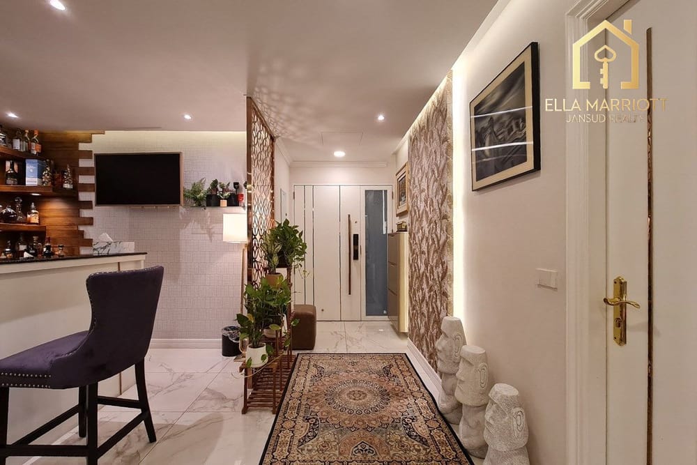 Perfectly Renovated 3BR Condo for Sale in Asoke 14