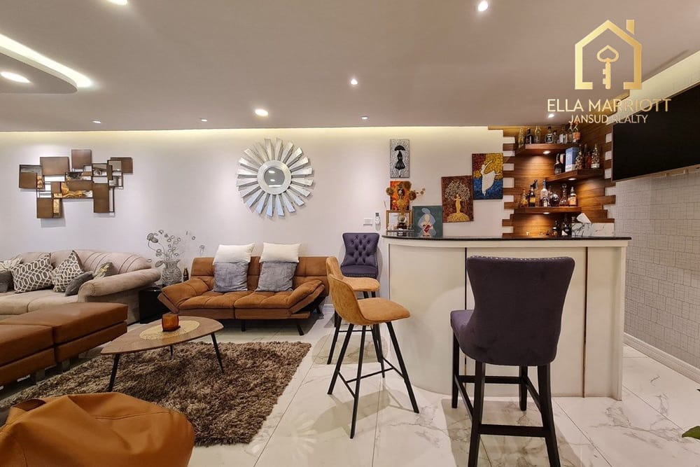 Perfectly Renovated 3BR Condo for Sale in Asoke 3