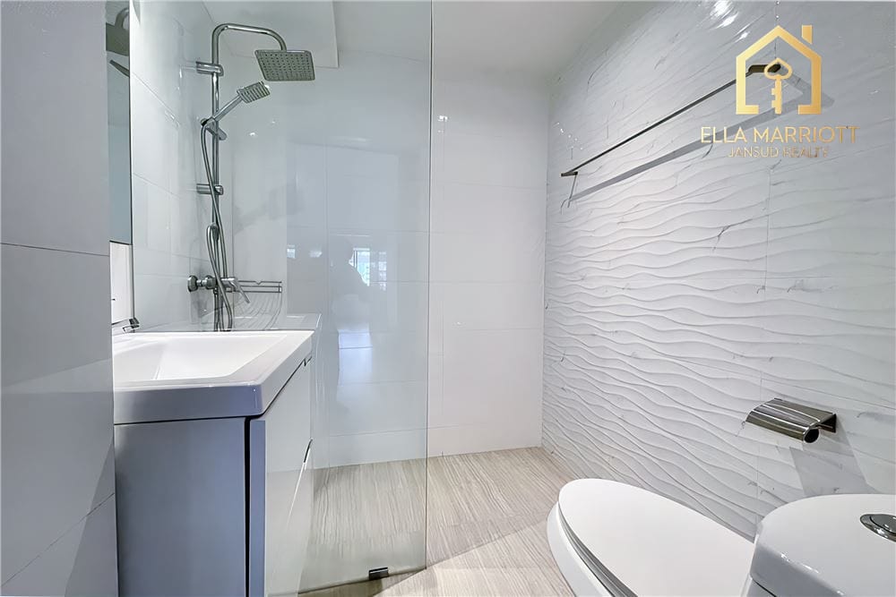 Großzügige 3-Zimmer-Familien-Eigentumswohnung zur Miete | 240 m² | Haustierfreundlich | $100.000 12