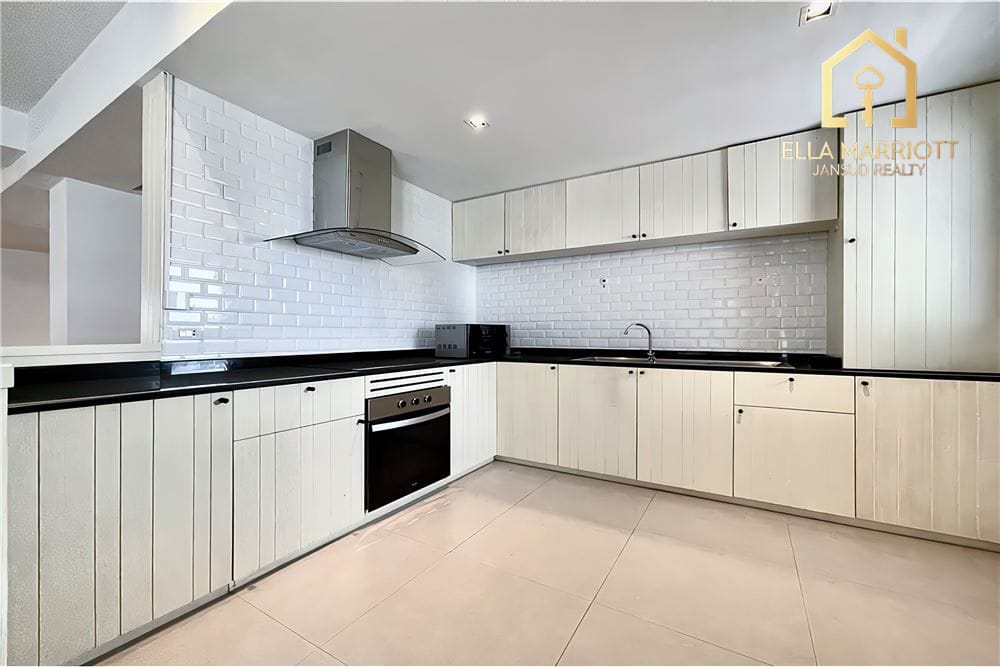 Großzügige 3-Zimmer-Familien-Eigentumswohnung zur Miete | 240 m² | Haustierfreundlich | $100.000 7