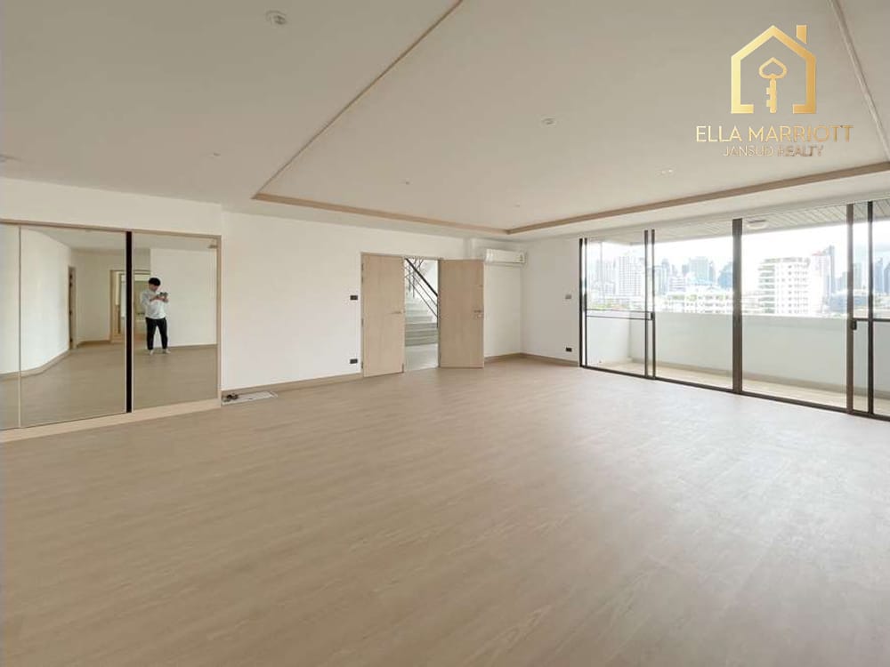 Newly Renovated 4BR Condo in Thong Lo - 260sqm with Dishwasher for Rent at 95K 15