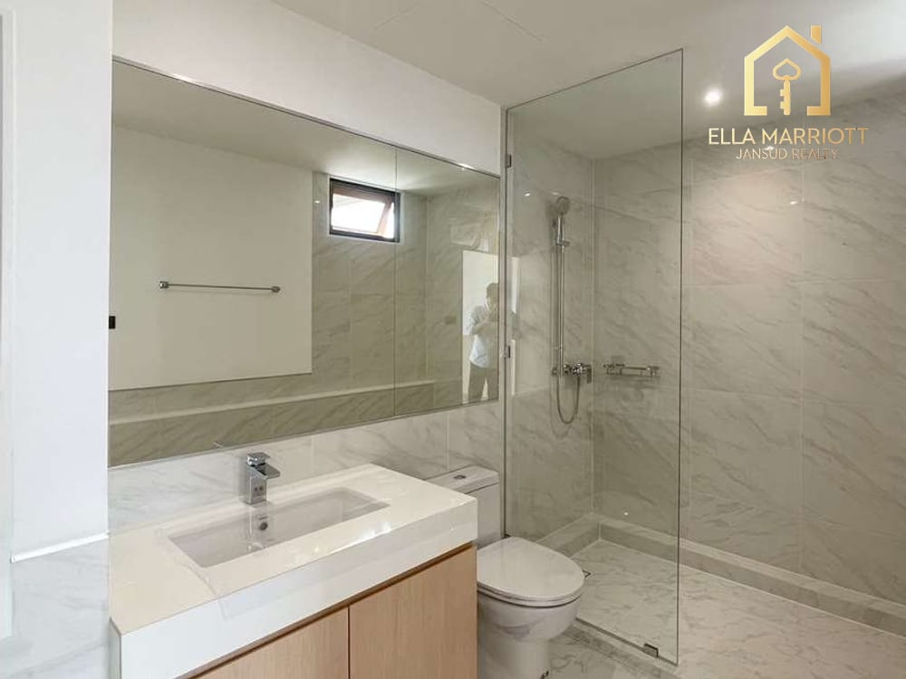 Newly Renovated 4BR Condo in Thong Lo - 260sqm with Dishwasher for Rent at 95K 19