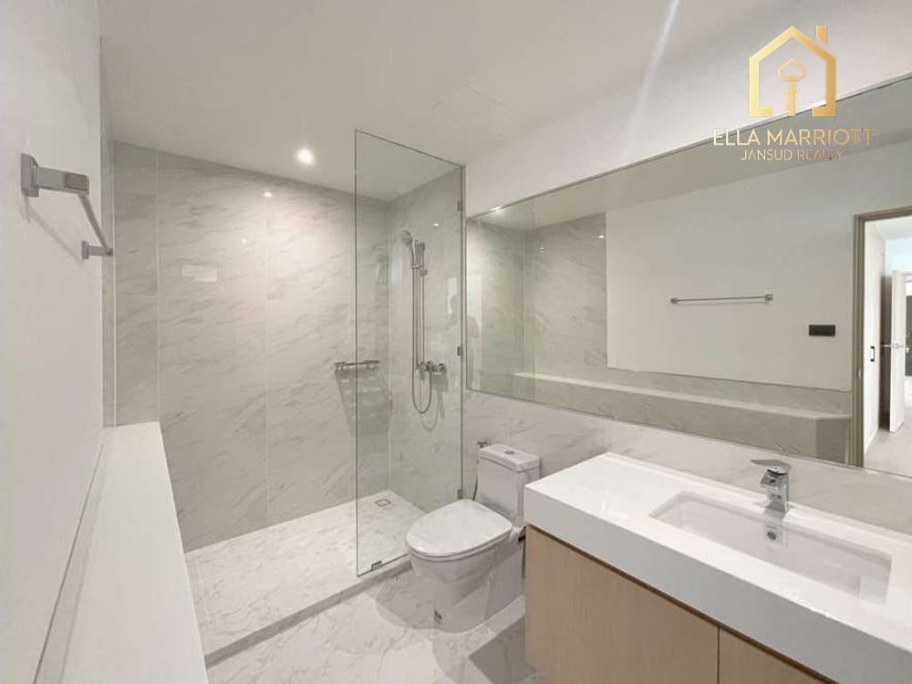 Newly Renovated 4BR Condo in Thong Lo - 260sqm with Dishwasher for Rent at 95K 20