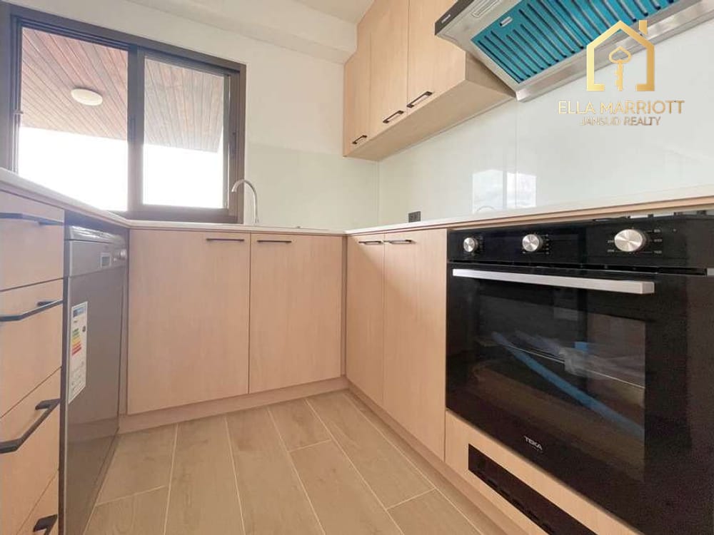 Newly Renovated 4BR Condo in Thong Lo - 260sqm with Dishwasher for Rent at 95K 6