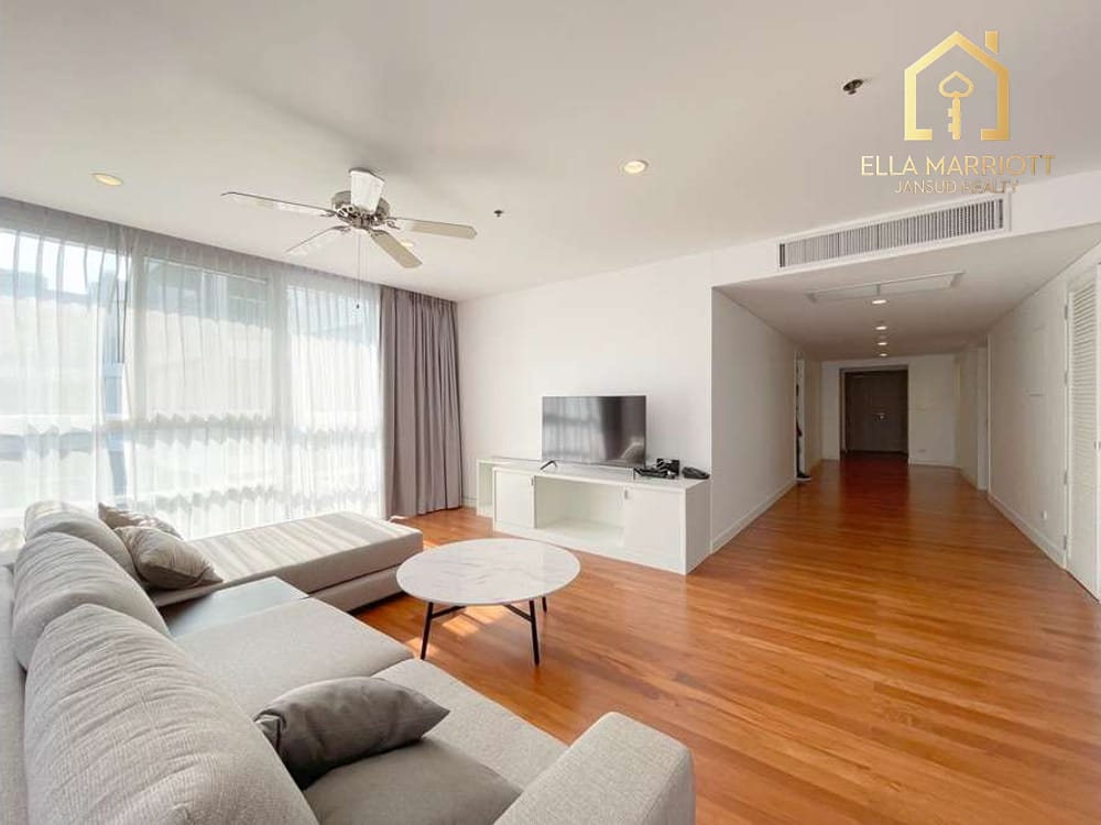Newly Renovated 3BR Condo for Rent in Ekkamai - 240sqm, Pet-Friendly, 120K 2