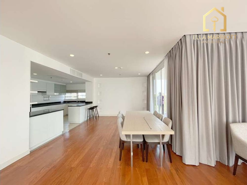 Newly Renovated 3BR Condo for Rent in Ekkamai - 240sqm, Pet-Friendly, 120K 3