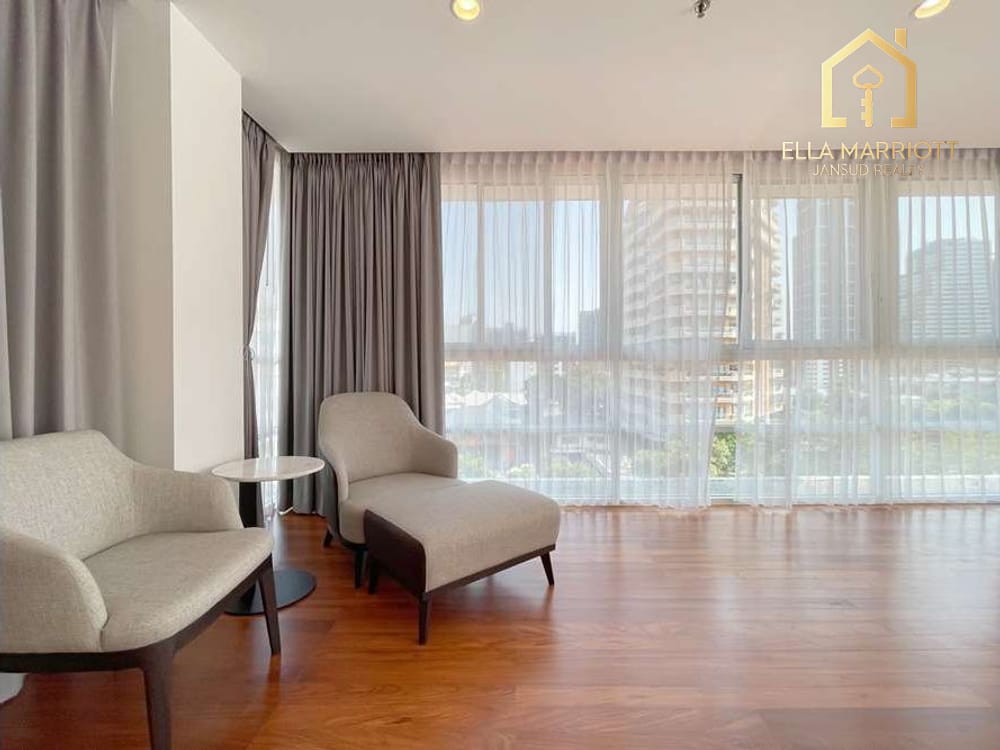 Newly Renovated 3BR Condo for Rent in Ekkamai - 240sqm, Pet-Friendly, 120K 4