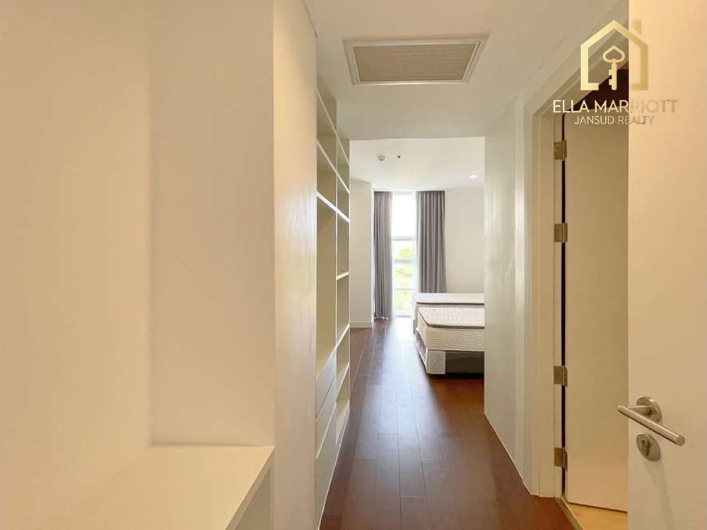 Newly Renovated 3BR Condo for Rent in Ekkamai - 240sqm, Pet-Friendly, 120K 6