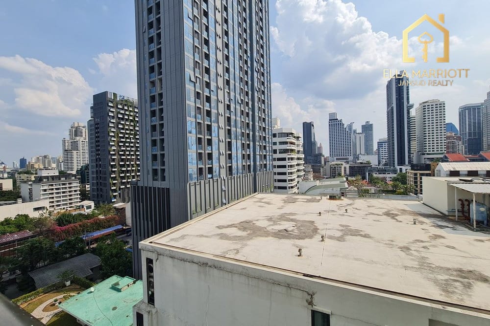 2-Schlafzimmer-Eigentumswohnung direkt an der MRT Sukhumvit im Stadtzentrum von Bangkok - Asoke 17