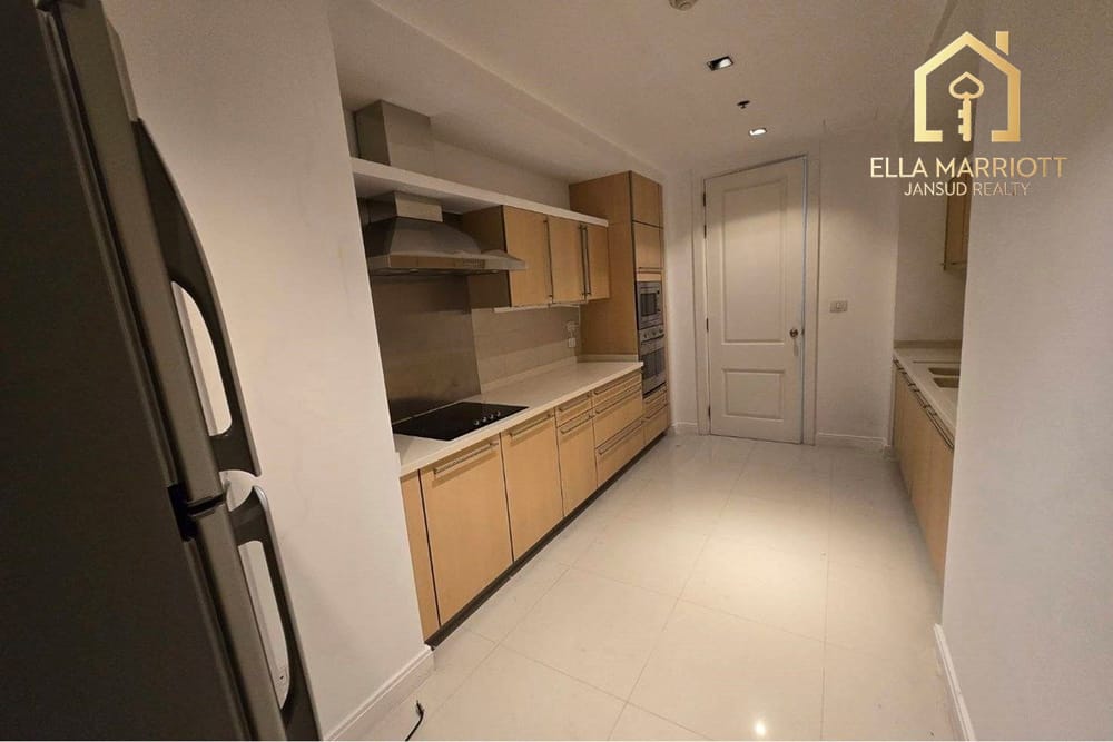 Luxuriöse 3-Zimmer-Wohnung zur Miete in der Athenee Residence – 178m², 38. Etage mit Himmelsblick, 4 Gehminuten zur BTS Phloen Chit 5