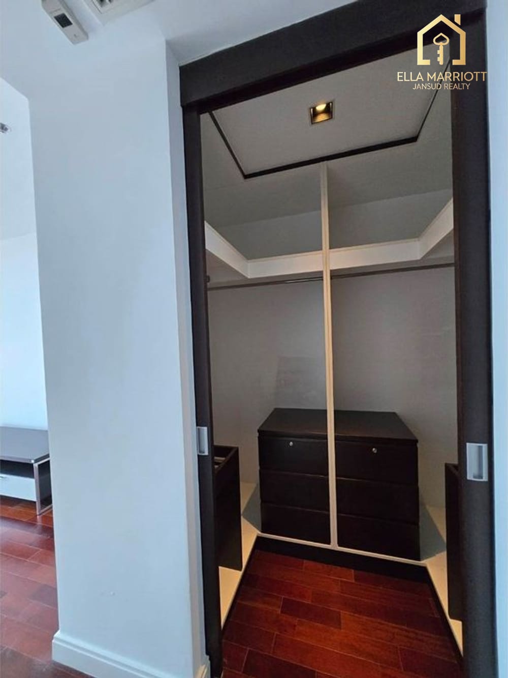 Luxuriöse 3-Zimmer-Wohnung zur Miete in der Athenee Residence – 178m², 38. Etage mit Himmelsblick, 4 Gehminuten zur BTS Phloen Chit 6