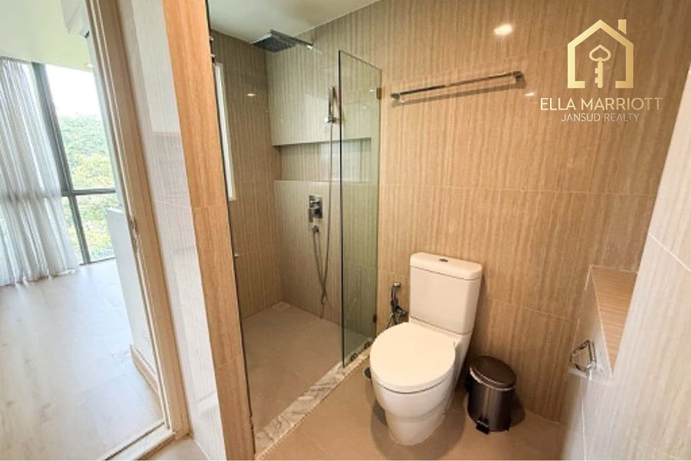 Moderne Eigentumswohnung in der Sukhumvit-Grünoase 13
