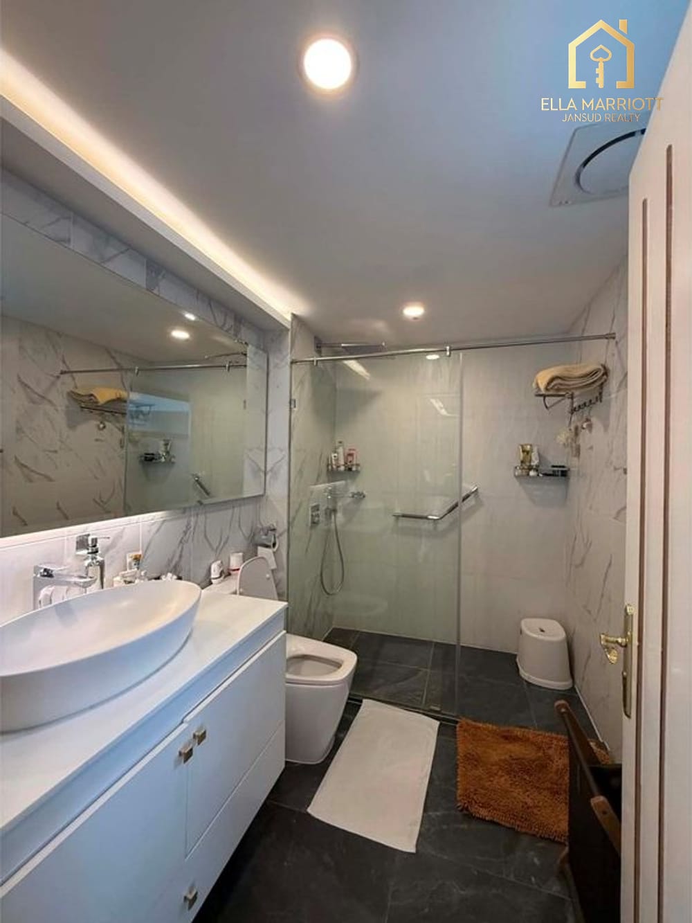 [The Prasanmit Grand Residence] 35