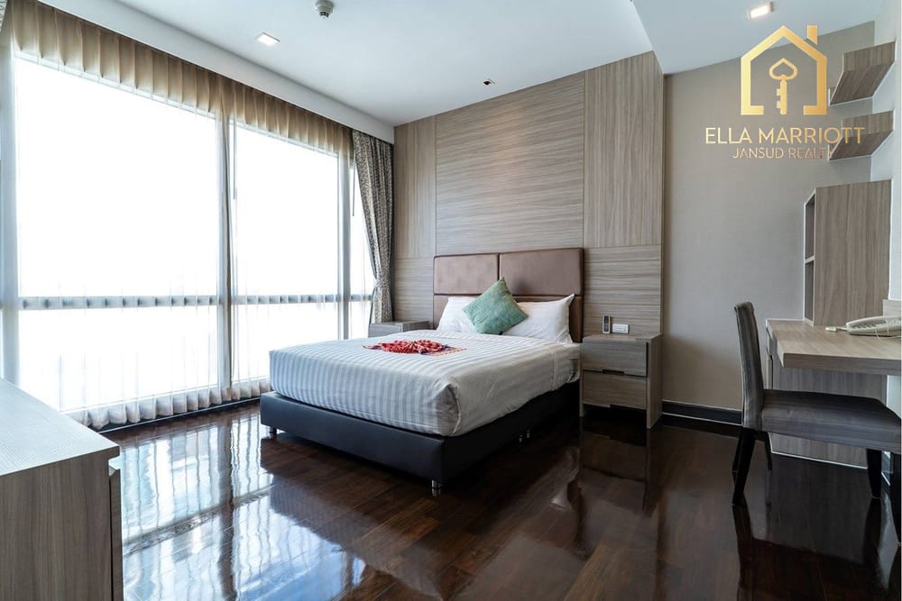 Luxuriöses 700m² Triplex-Penthouse zur Miete – 350.000, Privatpool, 4 SZ + Büro. 18