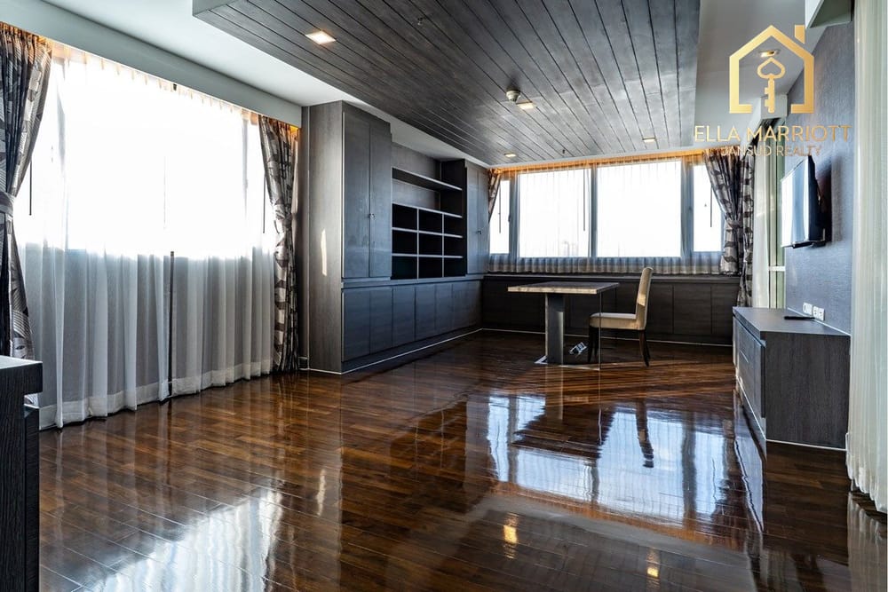 Luxuriöses 700m² Triplex-Penthouse zur Miete – 350.000, Privatpool, 4 SZ + Büro. 26