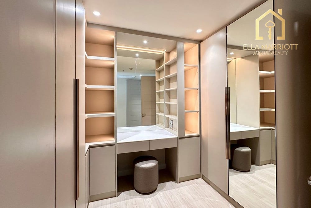 4 Bedroom Apartment for Rent in Sukhumvit 20 - Pet Friendly Service Apartment 9