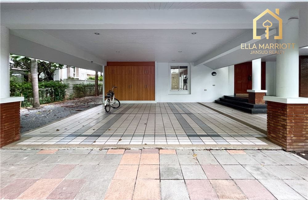 250.000 Miete - 400 m² Villa mit privatem Pool in Sukhumvit 36 | Tierfreundliches Einfamilienhaus 29