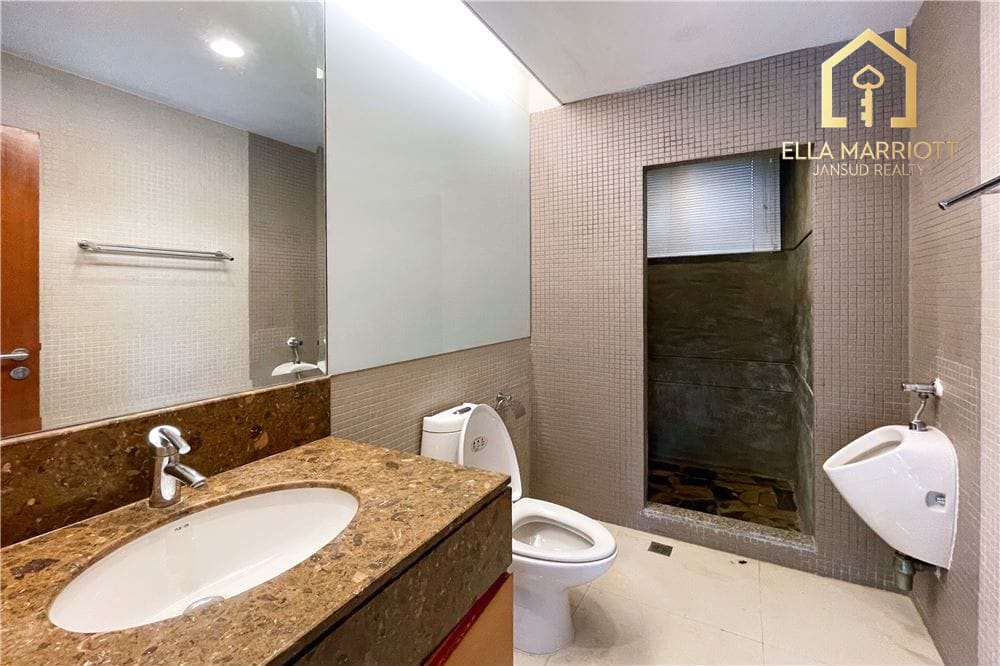 250.000 Miete - 400 m² Villa mit privatem Pool in Sukhumvit 36 | Tierfreundliches Einfamilienhaus 9