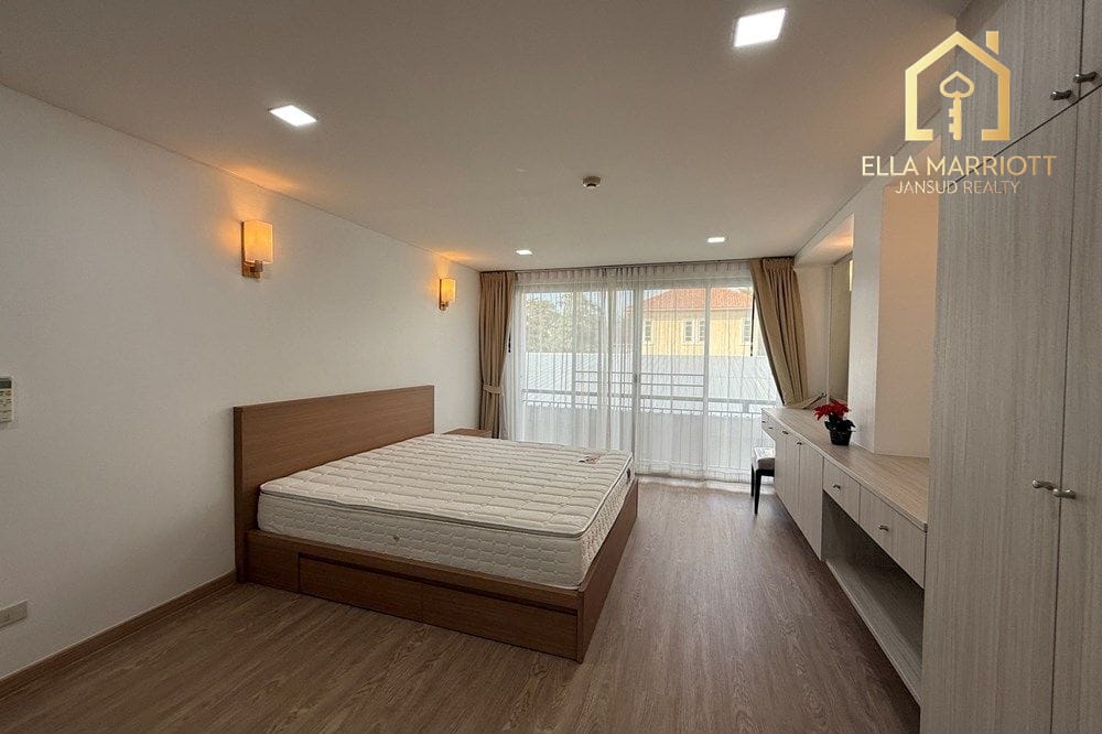 Spacious Pets-Friendly Condo in Thonglor - Luxury Living Awaits 10