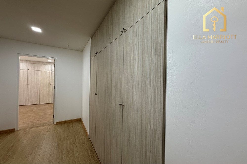 Spacious Pets-Friendly Condo in Thonglor - Luxury Living Awaits 16