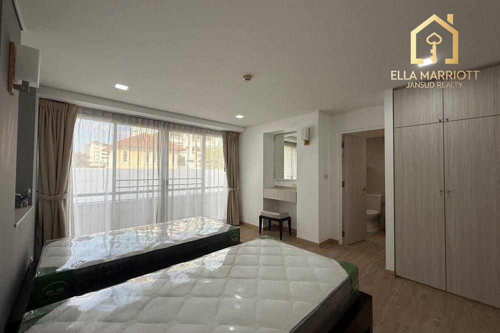 Spacious Pets-Friendly Condo in Thonglor - Luxury Living Awaits 17