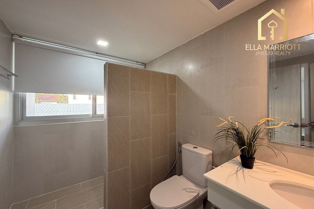 Spacious Pets-Friendly Condo in Thonglor - Luxury Living Awaits 25