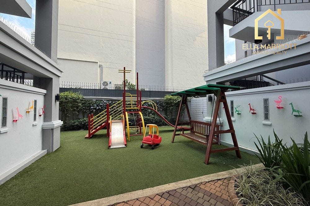 Spacious Pets-Friendly Condo in Thonglor - Luxury Living Awaits 27
