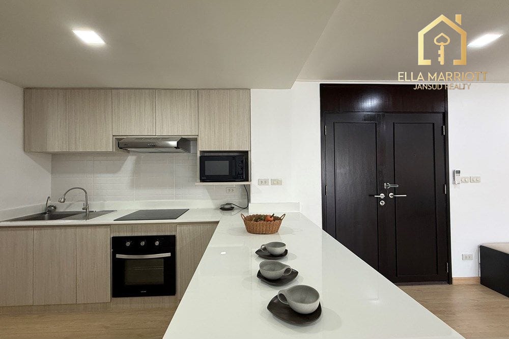 Spacious Pets-Friendly Condo in Thonglor - Luxury Living Awaits 9