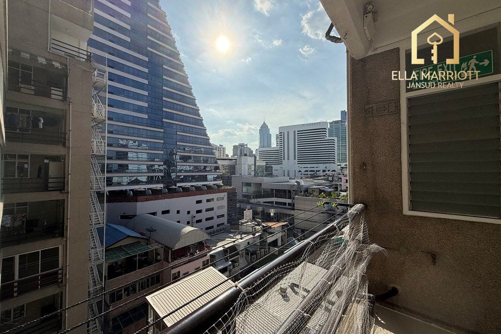 Luxury 3BR Condo for Rent near Nana BTS | 166sqm with Tennis Court 16