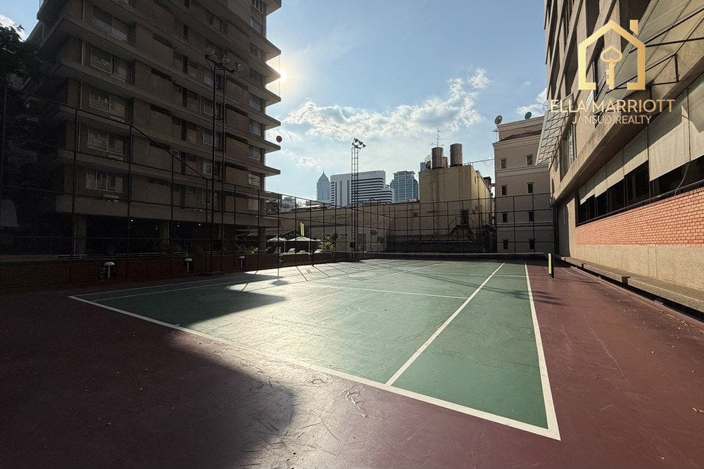 Luxury 3BR Condo for Rent near Nana BTS | 166sqm with Tennis Court 24