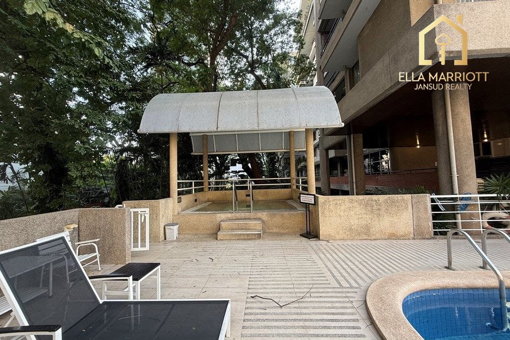 Luxury 3BR Condo for Rent near Nana BTS | 166sqm with Tennis Court 27