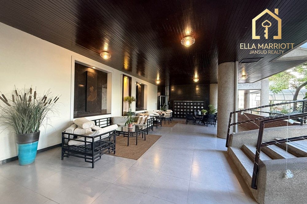 Luxury 3BR Condo for Rent near Nana BTS | 166sqm with Tennis Court 31