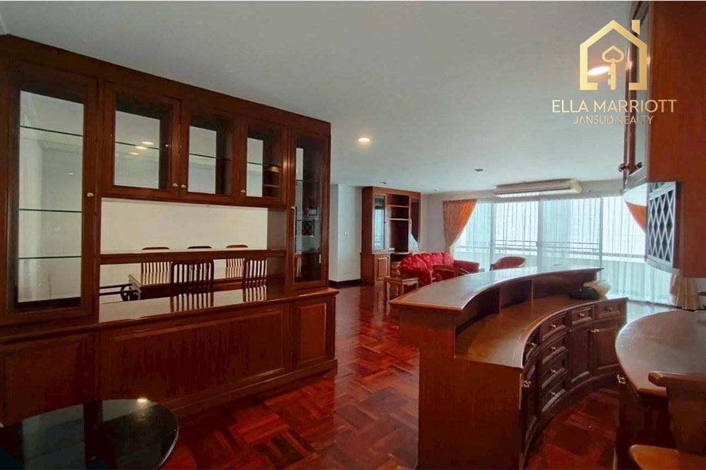 Luxury Condo for Sale in the Heart of the City 2
